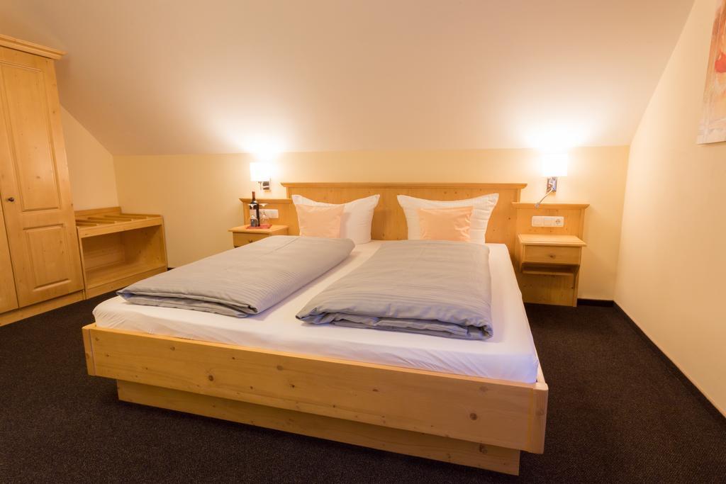 Landhotel Graetz Emmering  Exterior photo